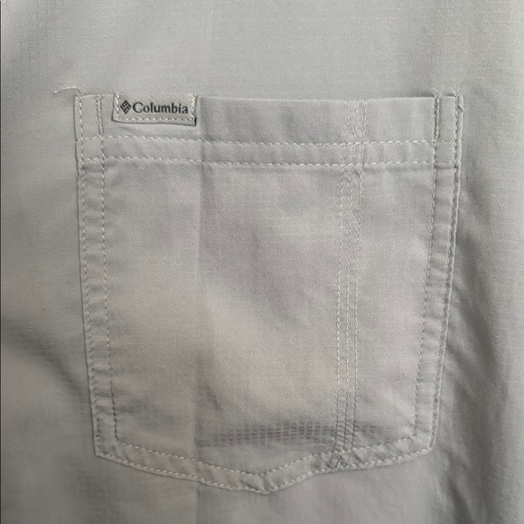Columbia Gray Casual Button Down Shirt dry fit for Effortless Style - Picture 3 of 9